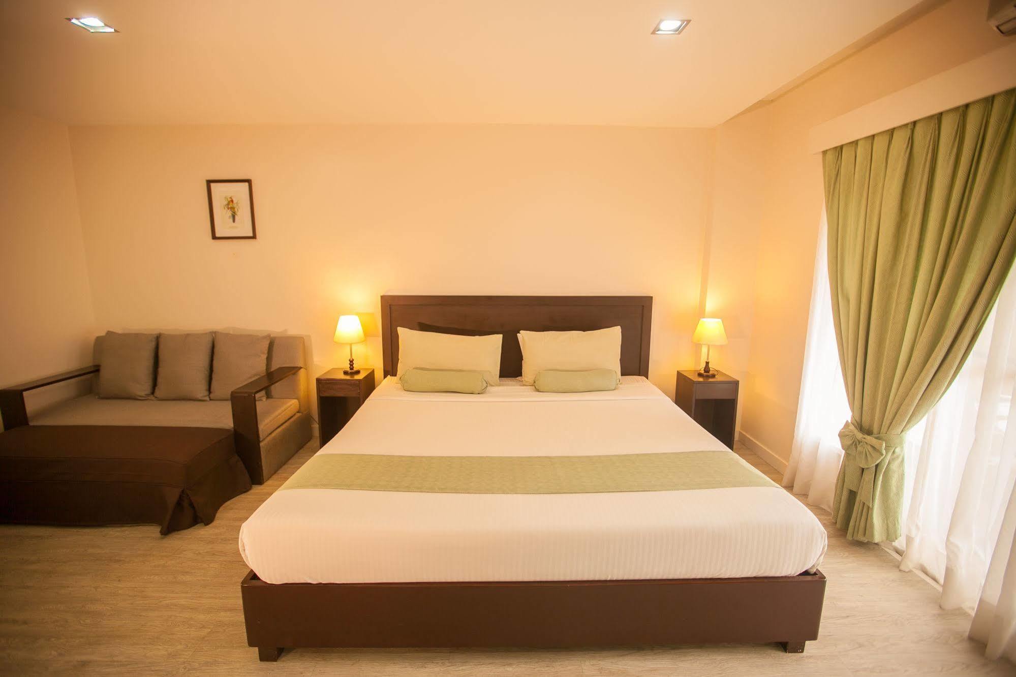 Subic Coco Hotel Olongapo Eksteriør bilde