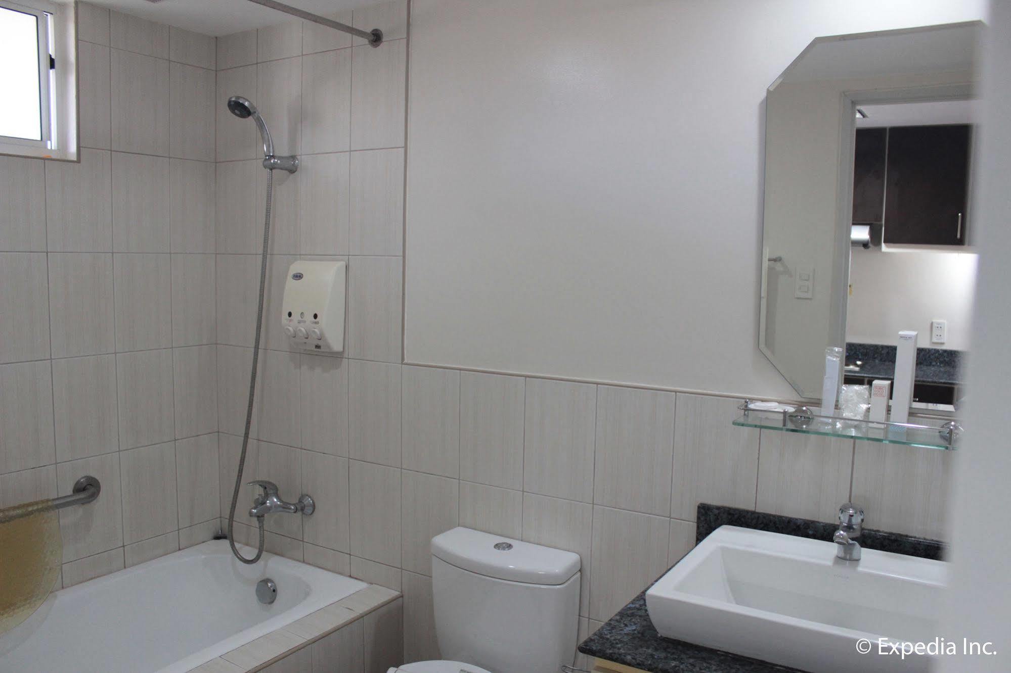 Subic Coco Hotel Olongapo Eksteriør bilde