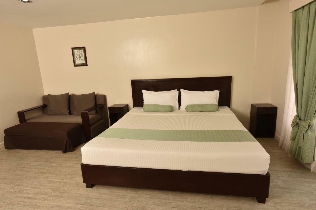 Subic Coco Hotel Olongapo Eksteriør bilde