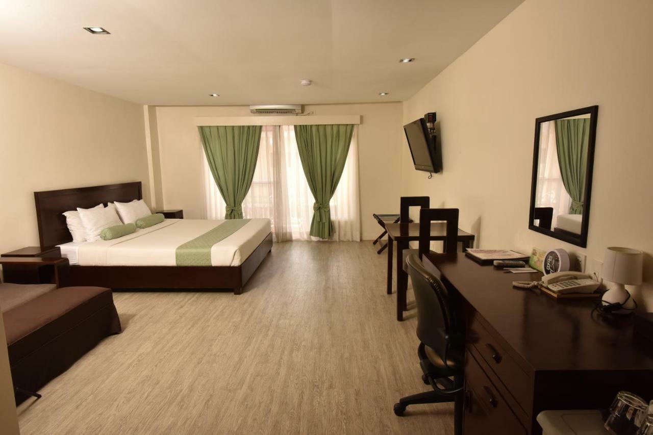 Subic Coco Hotel Olongapo Eksteriør bilde